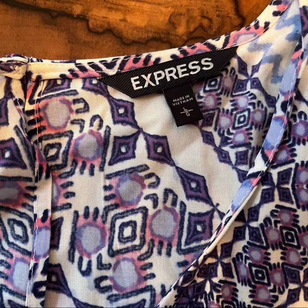 Express Size L Boho Top - Picture 4 of 9